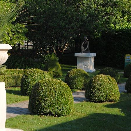 Les Insolites Du Grand Logis Marchais  외부 사진