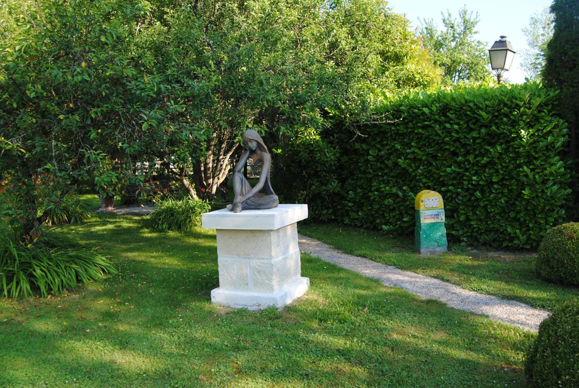 Les Insolites Du Grand Logis Marchais  객실 사진